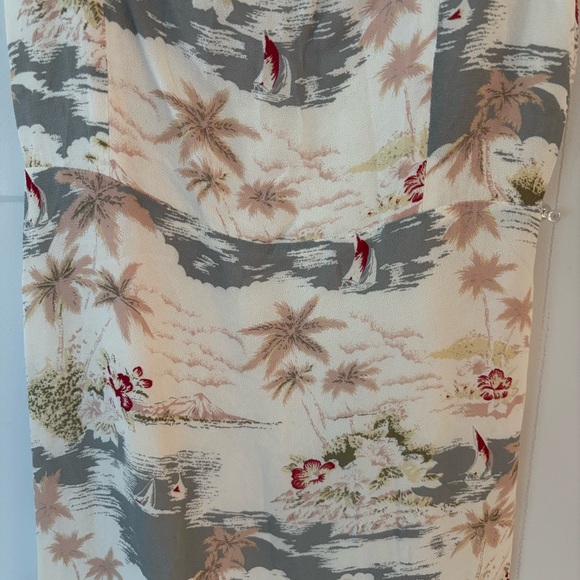 reformation cream & colourful hawaiian beach themed tie strap flowy mini dress🏝️ - Picture 4 of 8